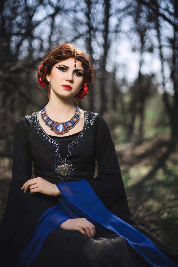 La robe médiévale, un retour à l'époque du Moyen-âge