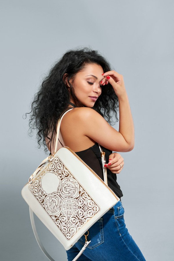 Maroquinerie, bijoux et décoration en liège : le chic écolo